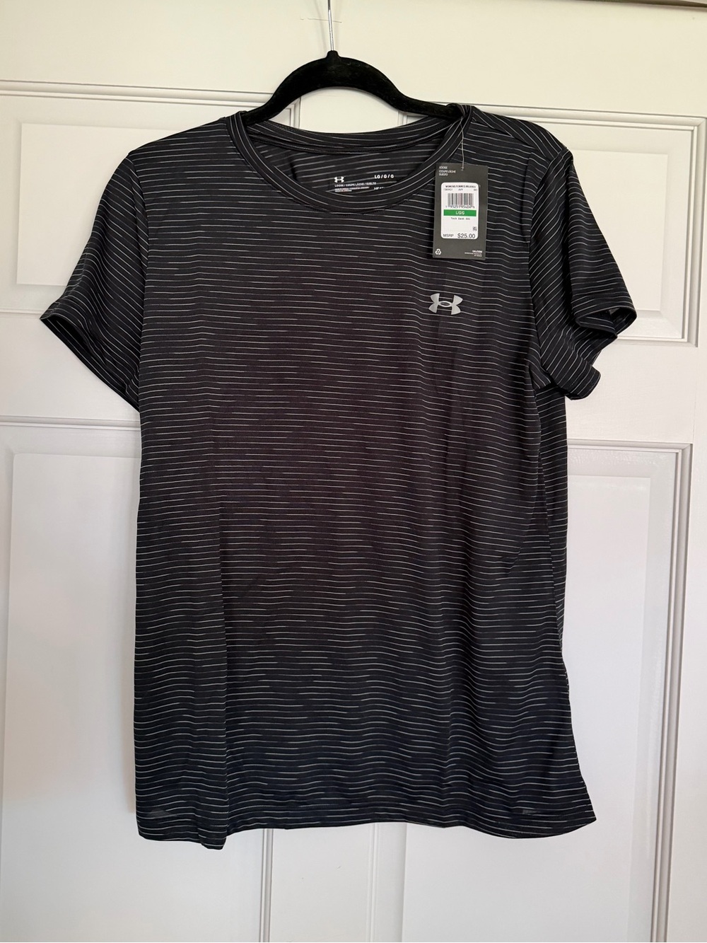 Under Armour Women's Black and White heathered Striped Tech Tee